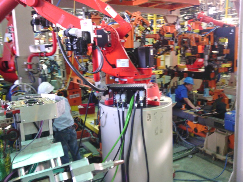 Intalacion de Lineas de Soldadura Robotizadas